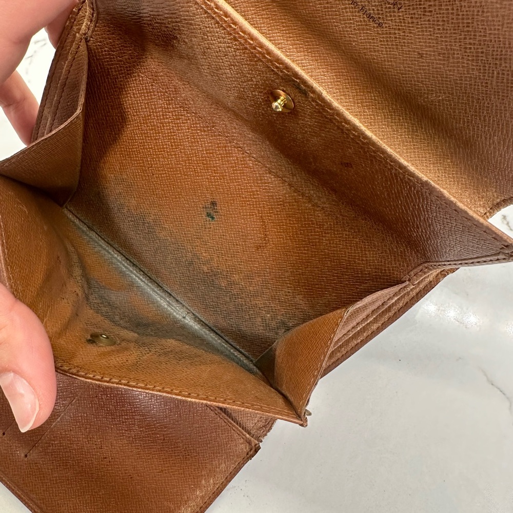 Louis Vuitton Brown and Gold Monogram Clutch - Picture 12 of 14